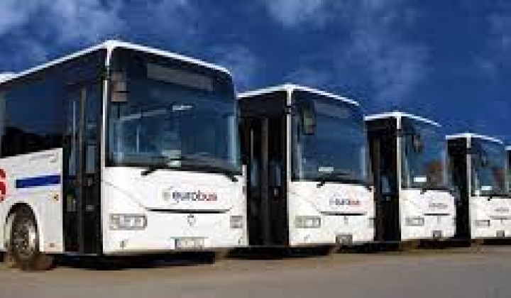 Fotka - Nové zľavy a výhody pre cestujúcich prímestskou autobusovou dopravou